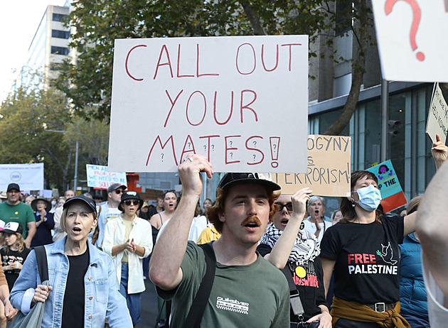Australský stát jmenoval tajemníka pro „pro změnu chování mužů“