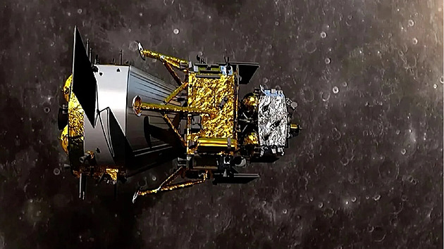 Čínská sonda přistála na odvrácené straně Měsíce, chce odtud přivézt vzorky
