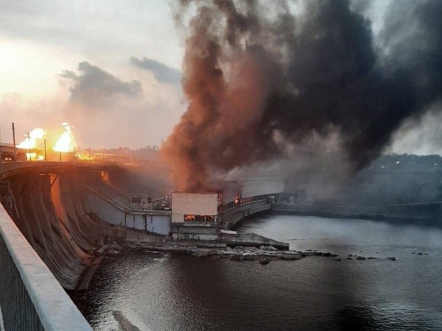 Největší ukrajinská hydroelektrárna na Dněpru je v kritickém stavu. Není schopná vyrábět