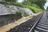 Oprava trati u Plzně, kterou poškodily silné deště, se protáhne. Zprovoznit se má 20. června