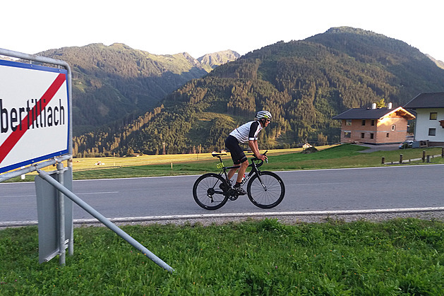 Třicet kilometrů převýšení na kole. Závod okolo Rakouska mi uštědřil lekci