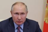 Vztahy s USA jsou nejhorší za řadu let, uvedl Putin. Bidena označil za kariérního politika, Trumpa chválil