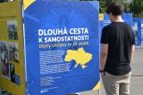 Ukrajina slaví třicet let nezávislosti. Historický milník připomíná výstava Dlouhá cesta k samostatnosti