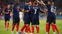 

ŽIVĚ: Hummelsovi comeback zhořkl, vlastním gólem stanovil vítězství Francie

