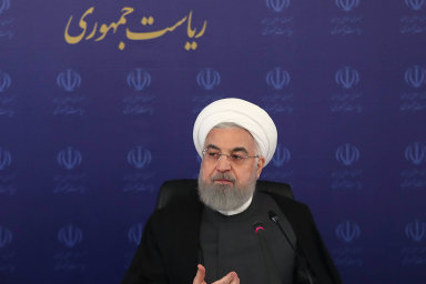Íránské prezidentské volby vyhrál ultrakonzervativec Raísí. Chce obnovit jednání o jaderném programu