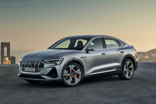 Audi chce do pěti let skončit s vývojem spalovacích aut