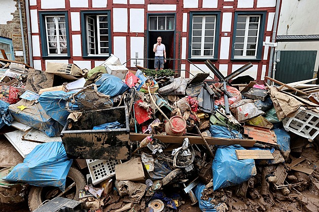 Německo řeší zničené vesnice po povodni. Obnovit, nebo přesunout?